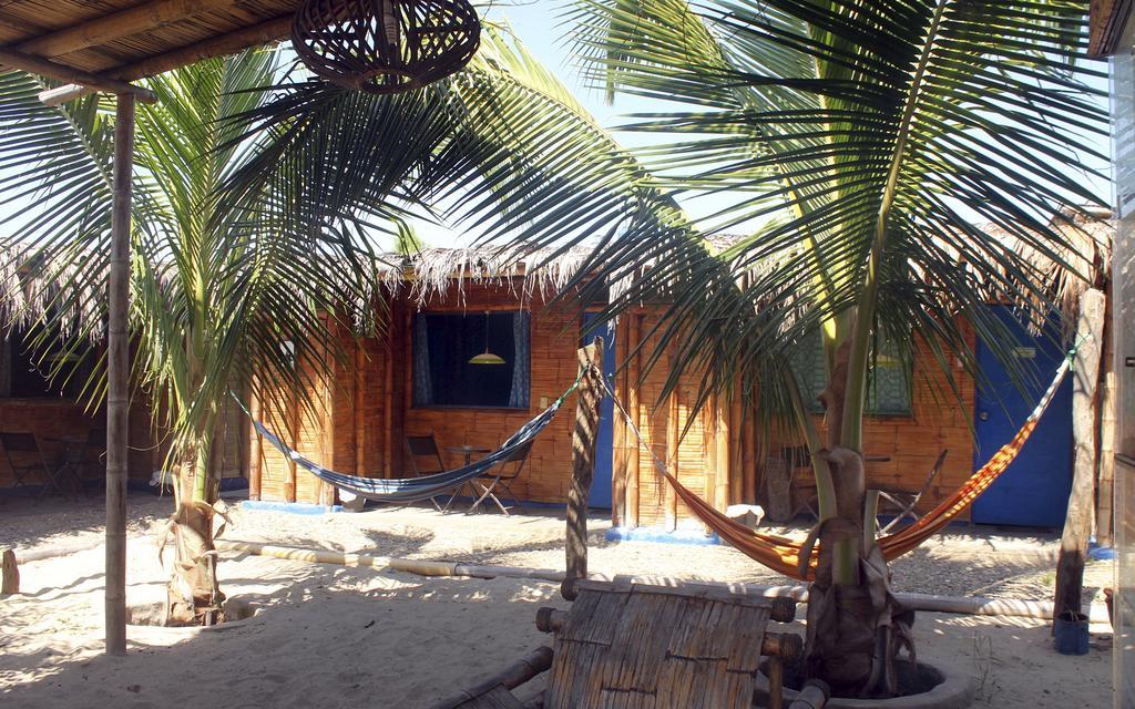 Psygon Surf Camp Hostel Mancora Exterior photo