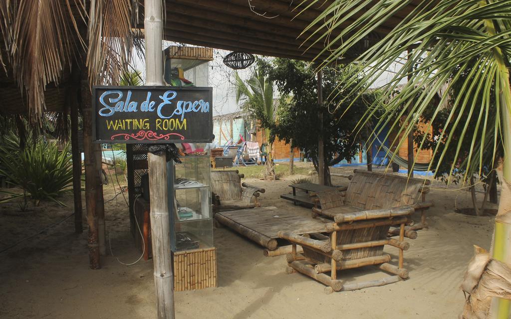 Psygon Surf Camp Hostel Mancora Exterior photo