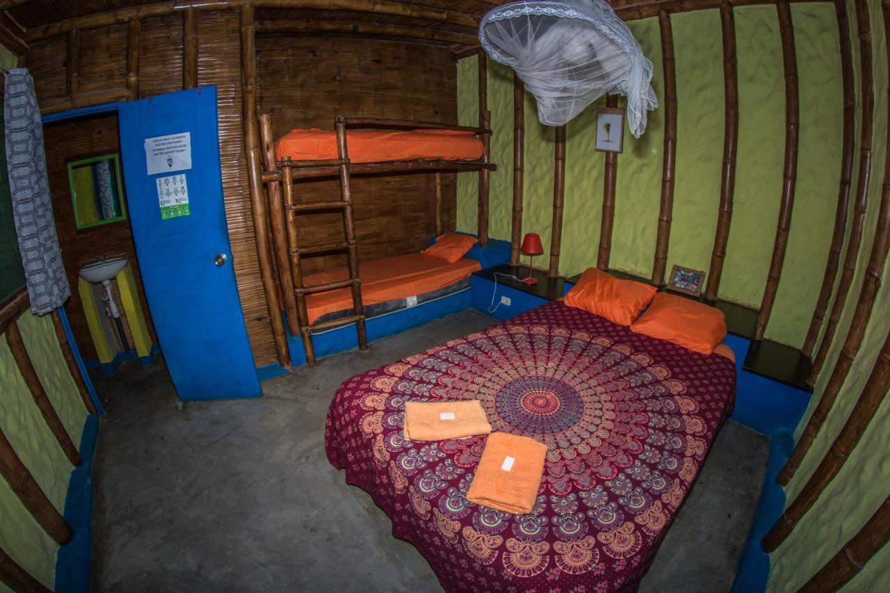 Psygon Surf Camp Hostel Mancora Exterior photo